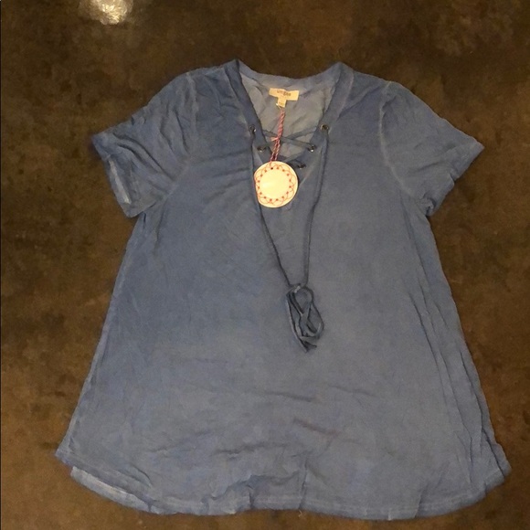 *LAST ONE SIZE LARGE* Tie up blue top - Picture 2 of 4